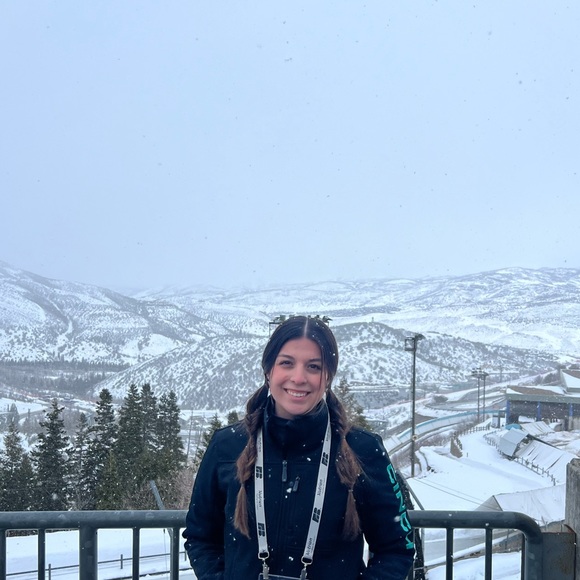 Meet your Posher, Marissa - Picture 2 of 2